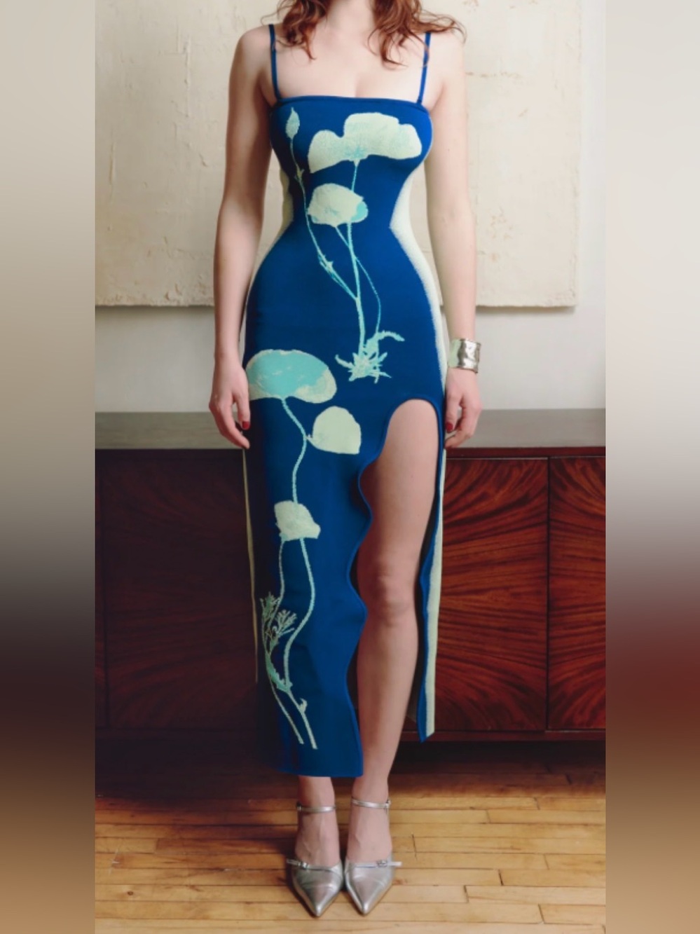 PH5 knitted dress with wavy cutout